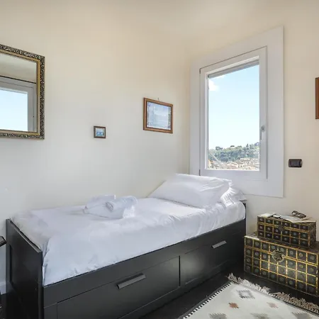 Virgilio - Sweet Dreams In Apartment Florence